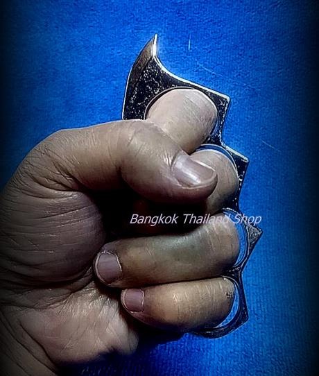 สนับมือชุบชุบโครเมี่ยมทรงแรด ขนาดกลาง 12 cm ราคา 180 บาท