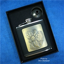 ขวดเหล้าสแตนเลสหุ้มยาง ขนาด 6 oz 