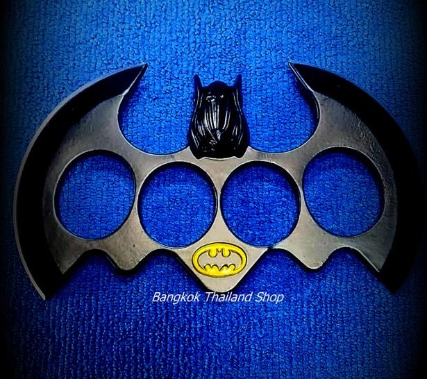 *สนับมือแบบมีด 2 คม BATMAN รุ่นงานสวย ปราณีต ราคา 200 บาท เหลืออันสุดท้าย